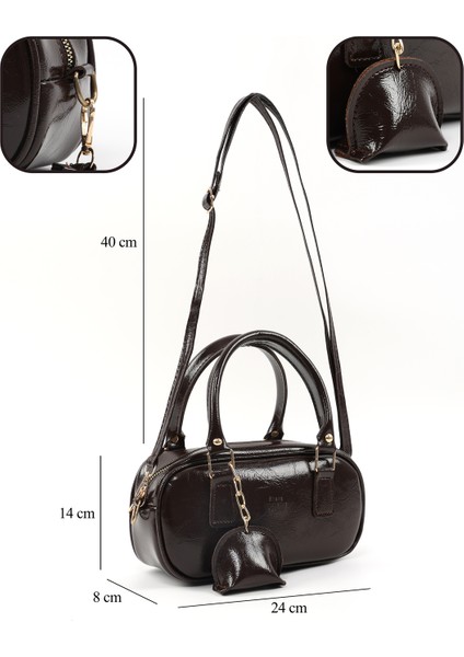 Kırışık Dokulu Kahverengi SHK207 Suni Deri Charm Detaylı Fermuarlı ,askılı El, Kol ve Omuz Çantası fırsatları