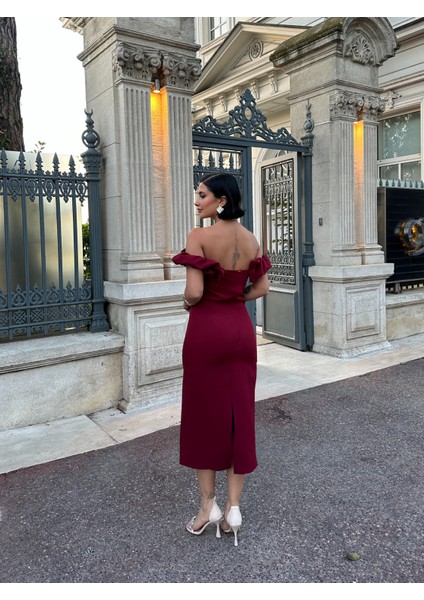 Düşük Omuz Yakası Fırfırlı Midi Boy Elbise modelleri