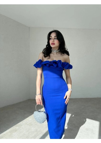 Düşük Omuz Yakası Fırfırlı Midi Boy Elbise fırsatları