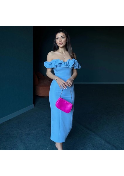 Düşük Omuz Yakası Fırfırlı Midi Boy Elbise