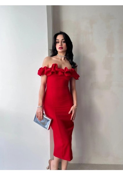 Düşük Omuz Yakası Fırfırlı Midi Boy Elbise fırsatları