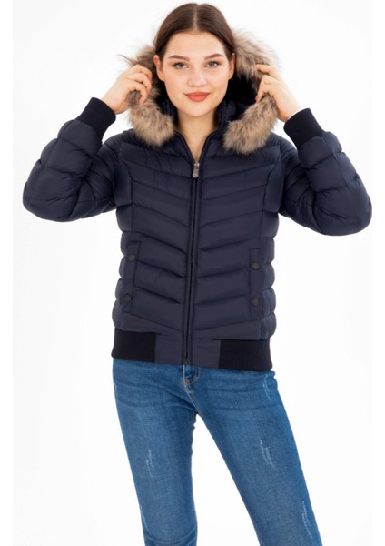 KADIN KISA ÇIKARILABİLİR KÜRK KAPŞONLU DOLGULU SU İTİCİ ŞİŞME MONT 8637