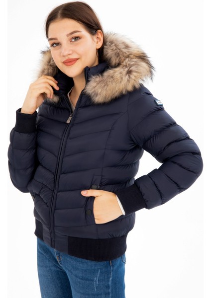 KADIN KISA ÇIKARILABİLİR KÜRK KAPŞONLU DOLGULU SU İTİCİ ŞİŞME MONT 8637 fiyatları