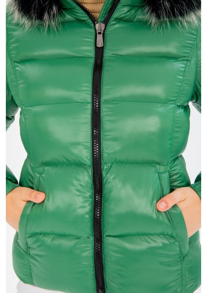 Kadın Kısa Çıkarılabilir Kürk Kapşonlu Dolgulu Şişme Mont 8347