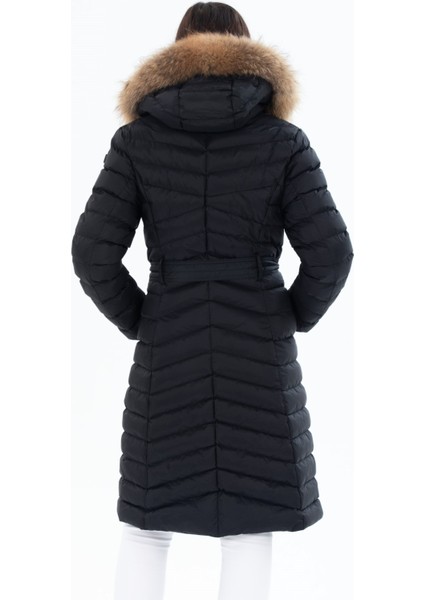 Kadın Siyah Uzun Çıkarılabilir Kürk Kapüşonlu Dolgulu Bel Kemerli Su Itici Şişme Mont 8529 modelleri