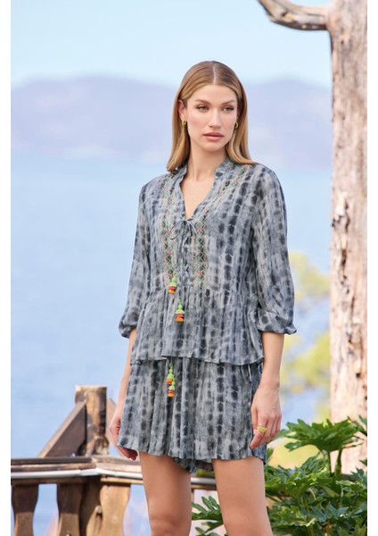 Kadın Desenli Truvakar Kollu V Yaka Alt Üst Takım 25044 fırsatları