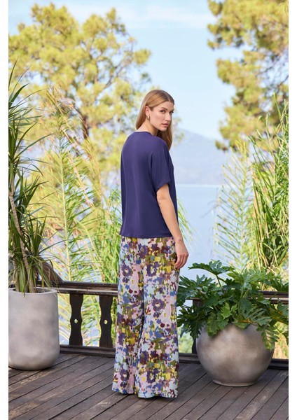 Kadın Desenli Kısa Kollu V Yaka Alt Üst Takım 25051 fırsatları