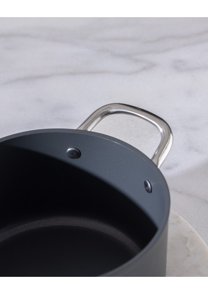 Titanium Profesional Derin Tencere - Antrasit - 18 cm fırsatları