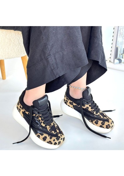 Mark Leopar Süet Bağcıklı Spor Ayakkabı