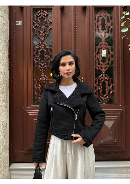 Kısa Içi Peluş Dışı Süet Kaban indirimleri