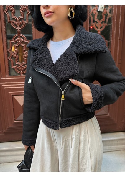 Kısa Içi Peluş Dışı Süet Kaban