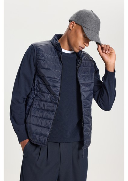 Erkek Lacivert Şişme Rüzgar Geçirmez Taşınabilir Çantalı Sıcak Tutan Elyaf Ultra Hafif Yelek modelleri