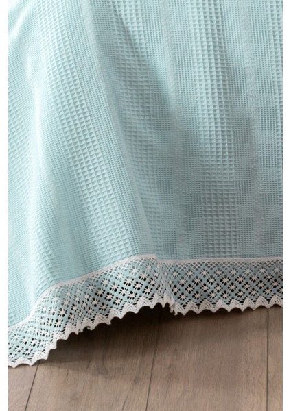 Tek Kişilik Iki Renk Dantelli Petek Pike -Bebe Mavisi Waffle Dokuma PIKE-160X230 cm fiyatları