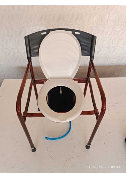 Taharet Musluklu Hasta Lazımlığı Klozeti Tuvaleti Banyosu Direk Wc Seyyar Sandalyesi Katlanabilir fiyatları