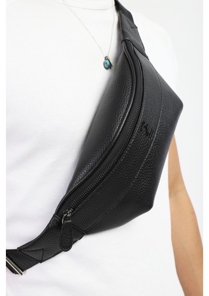 Siyah Günlük Omuz ve Bel Çantası modelleri