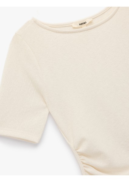 Slim Fit Kısa Kollu Bisiklet Yaka Drape Detaylı Tişört indirimleri