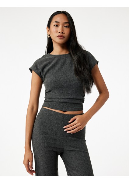 Bürümcük Kumaş Slim Fit Kısa Kollu Bisiklet Yaka Tişört