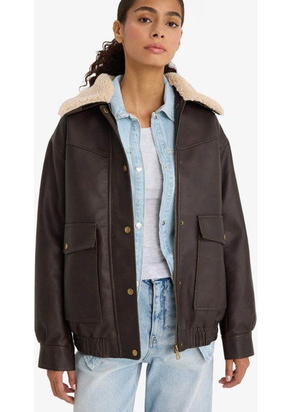 Çıkarılabilir Suni Kürk Yaka Dad Fit Polo Yaka Tafta Suni Deri Mont E8540AX25AU