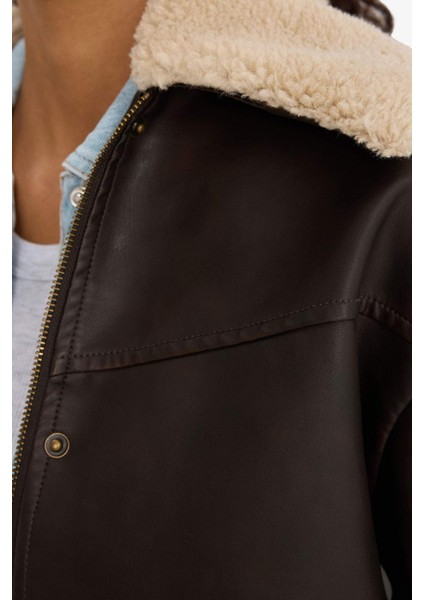 Çıkarılabilir Suni Kürk Yaka Dad Fit Polo Yaka Tafta Suni Deri Mont E8540AX25AU