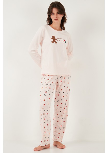 Desenli Regular Fit Bisiklet Yaka Uzun Kollu Pijama Takımı Bayan Pijama Takımı 65713312 modelleri