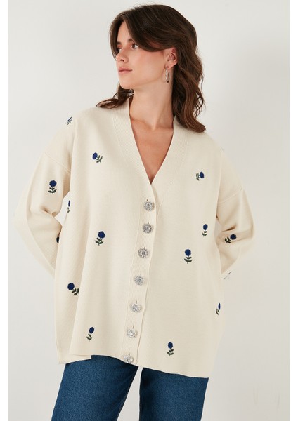 Oversize Fit Desenli V Yaka Triko Hırka Bayan Hırka 4616193 fırsatları