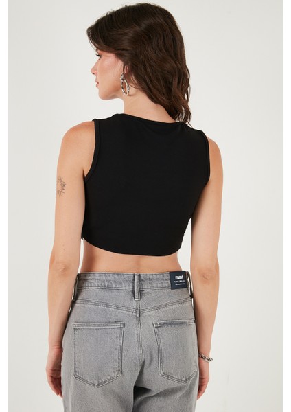 Slim Fit Kalp Yaka Düğmeli Kalın Askılı Crop Yelek Bayan Yelek 5865497