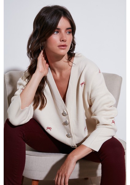 Oversize Fit Desenli V Yaka Triko Hırka Bayan Hırka 4616193 fiyatları