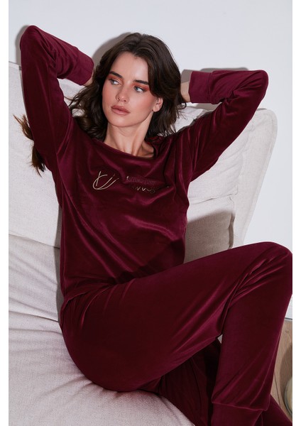 Standart Fit Bisiklet Yaka Yumuşak Kadife Pijama Takımı Bayan Pijama Takımı 6094202