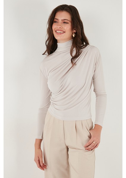 Streç Büzgü Detaylı Slim Fit Dik Yaka Bluz Bayan Bluz 669925 fiyatları