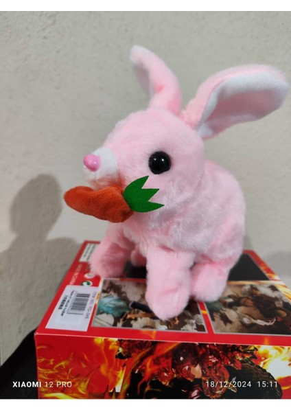 Luxury Elektronik Pilli Sesli Zıplayan Hareketli Havuçlu Peluş Tavşan 18X17 cm Kaliteli Ürün 1 Adet