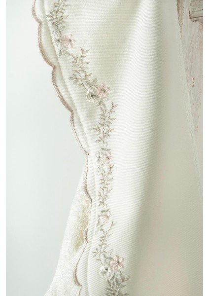 6 Parça Lena Bambu 3 Boyutlu Nakışlı Bornoz Seti - Ekru-Keten indirimleri