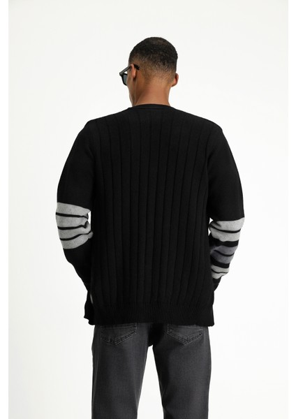 Yünlü Desenli Triko Hırka fırsatları