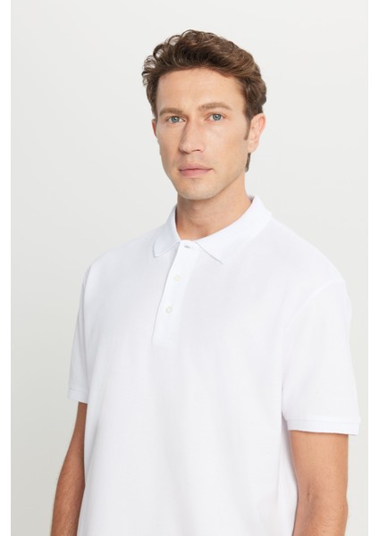 ALTINYILDIZ CLASSICS Erkek Beyaz %100 Pamuk Kıvrılmaz Polo Yaka Slim Fit Dar Kesim Tişört