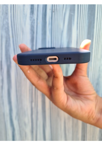 İphone 13-14 Magsafe İle Uyumlu Yumuşak Soft Mükemmel Manyetik Esnek Lansman Silikon Kılıf fiyatları
