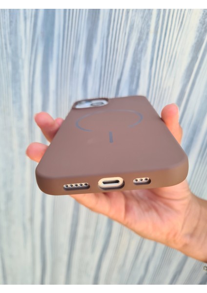 İphone 13-14 Magsafe İle Uyumlu Yumuşak Soft Mükemmel Manyetik Esnek Lansman Silikon Kılıf fiyatları