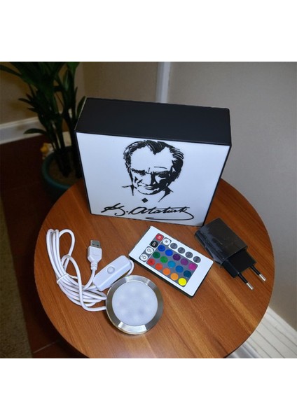 Atatürk Figürlü Dekoratif Işıklı Kutu, Renkli, Rgb LED Kumandalı, Duvara Asılabilir indirimleri