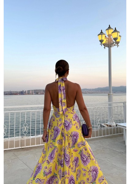 Sarı Desenli Boyundan Bağlama Detay Saten Elbise modelleri