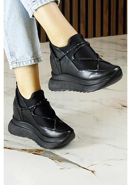 Arsenie Siyah Taşlı Gizli Dolgu Topuklu Günlük Ayakkabı