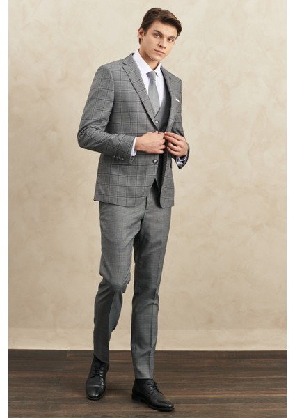 ALTINYILDIZ CLASSICS Erkek Gri Slim Fit Dar Kesim Mono Yaka Kareli Yelekli Klasik Takım Elbise