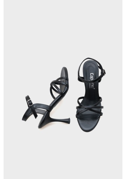 Stefanie Yuvarlak Burunlu Bantlı Orta Topuklu Kadın Sandalet fırsatları