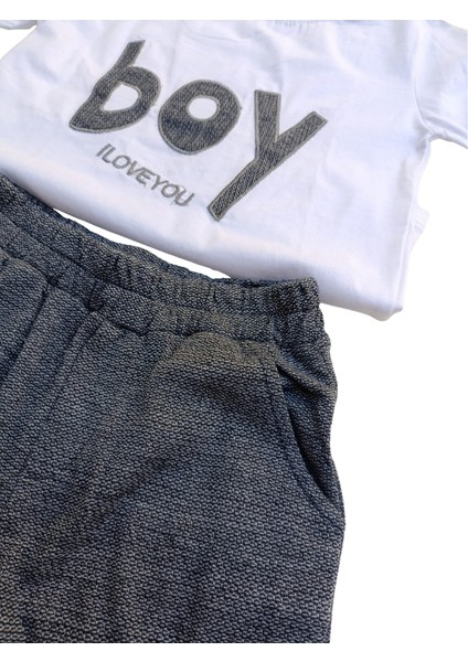 Erkek Çocuk İkili Takım – Baskılı Beyaz T-Shirt ve Gri Şort %100 Pamuk