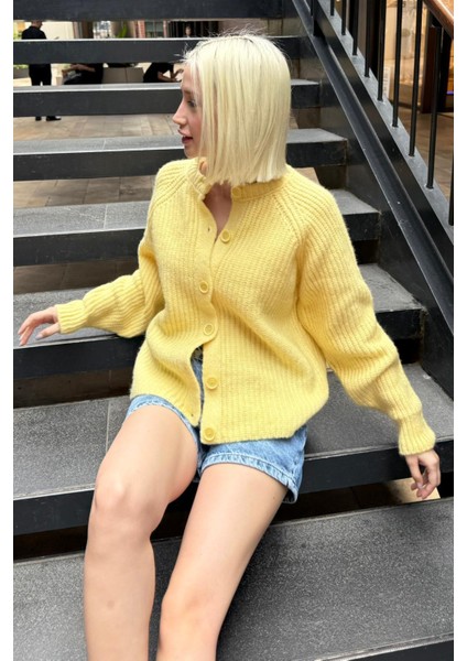 Sarı Bisiklet Yaka Selanik Örgü Düğmeli Kadın Hırka MG2487 fırsatları