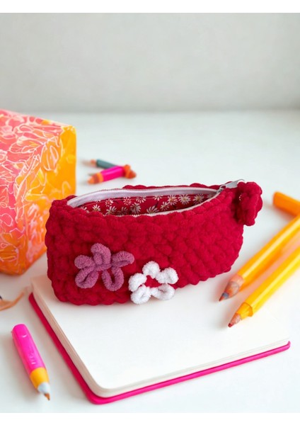 El Örgüsü Yumuşacık Makyaj Çantası & Neşeli Kalemlik - Astarlı ve Fermuarlı fırsatları