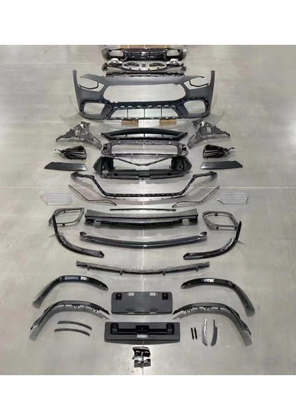 Mercedes W290 AMG-GT63 Uyumlu Body Kit 2019-2024