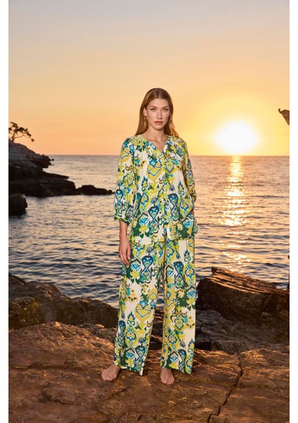 Kadın Desenli Truvakar Kollu Önü Düğmeli V Yaka Alt Üst Takım 25035 fiyatları