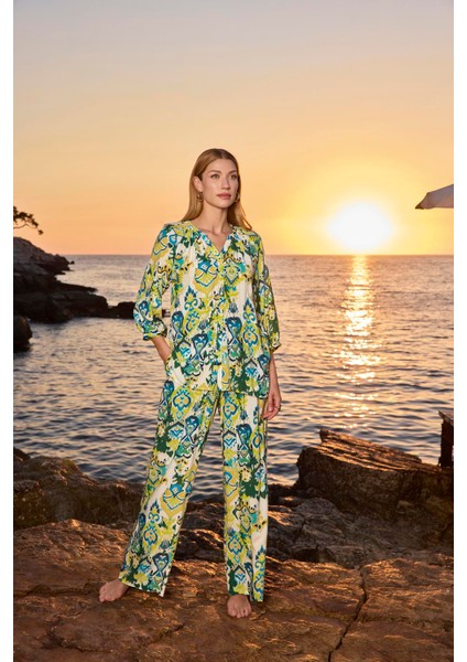 Kadın Desenli Truvakar Kollu Önü Düğmeli V Yaka Alt Üst Takım 25035 indirimleri