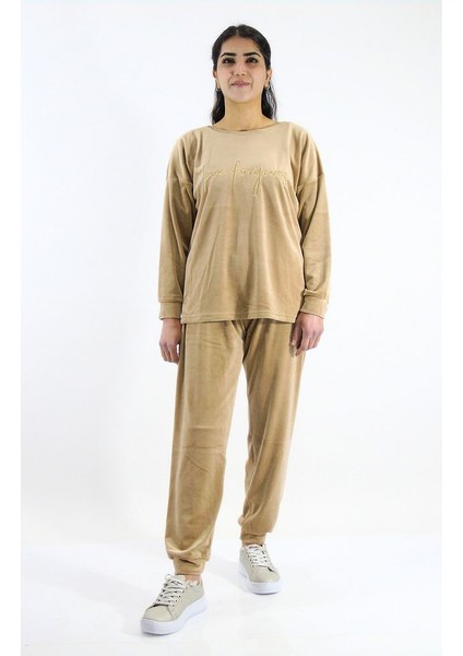 Sıfır Yaka Kadife Takım