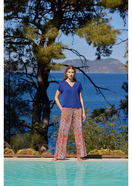 Kadın Etnik Desenli Kısa Kollu V Yaka Alt Üst Takım 25027