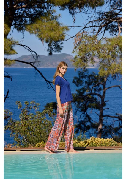 Kadın Etnik Desenli Kısa Kollu V Yaka Alt Üst Takım 25027 indirimleri