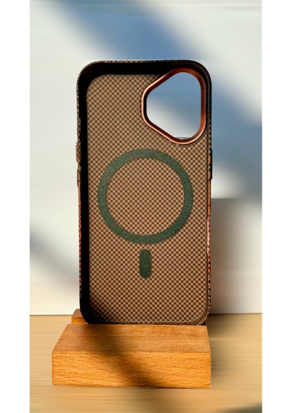 iPhone 16 Armıd Karbon Fiber Kılıf fırsatları